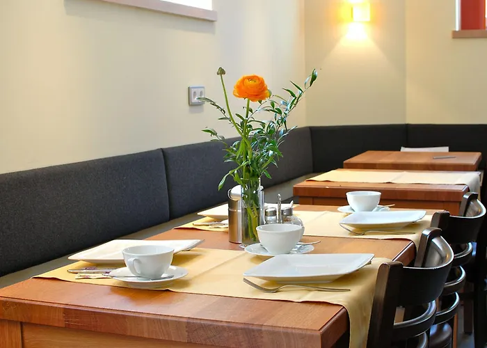 Hotell Rothweinhotel 3*