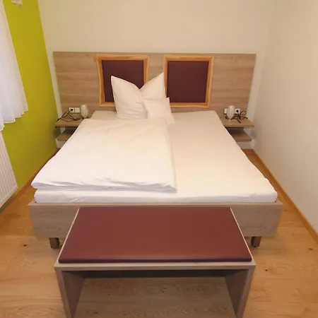 Rothweinhotel Hotel