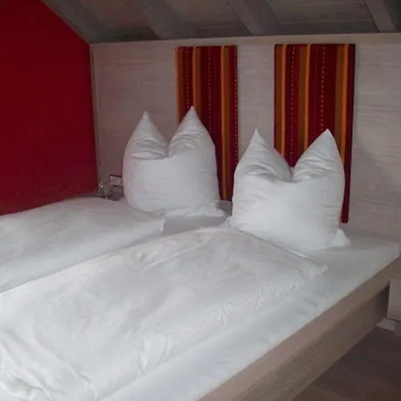 Rothweinhotel Wiesenbronn
