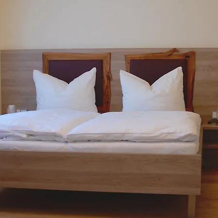 Rothweinhotel Hotel