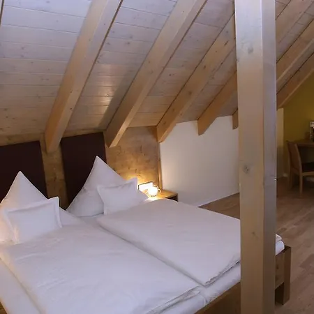 Rothweinhotel Hotel