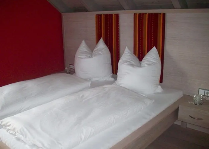 Rothweinhotel Wiesenbronn