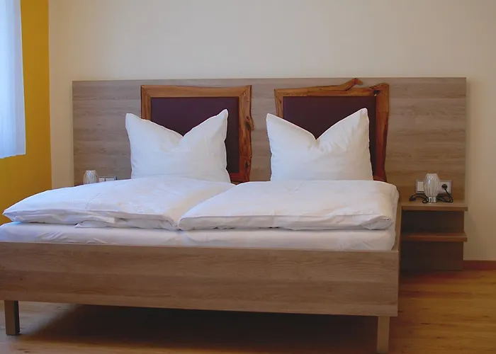 Rothweinhotel Hotel